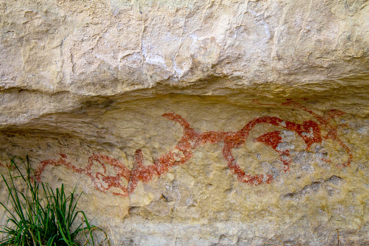 Dar 16 image 2 Takiroa Rock Art near Kurow credit Waitaki Whitestone GeoPark WEB